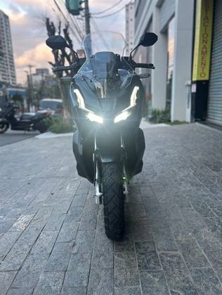 HONDA ADV 